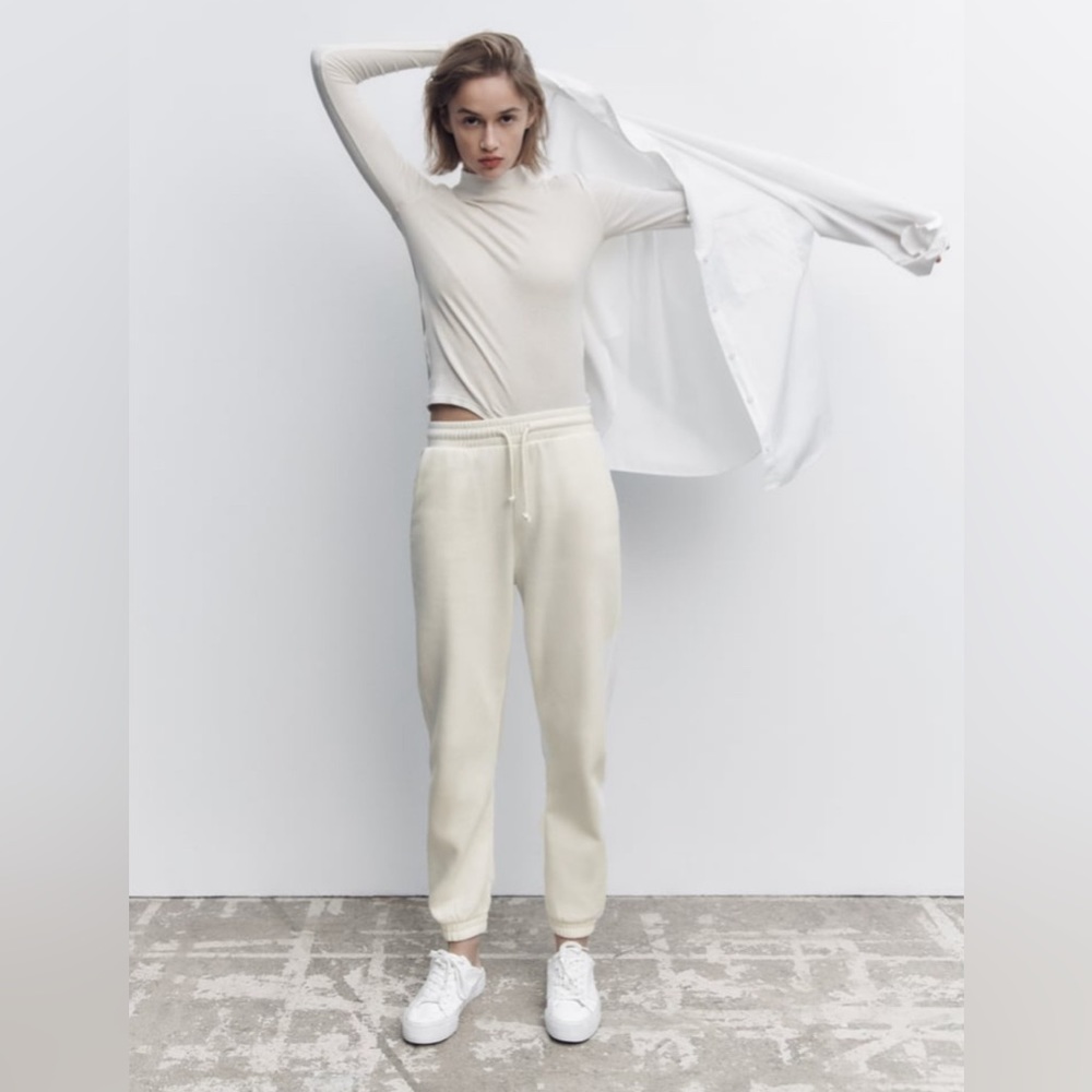 zara plush joggers size M NWT